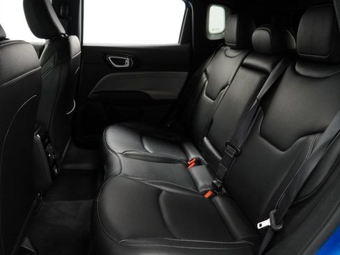 Certified 2026 Jeep Compass Limited AWD/4WD image 18