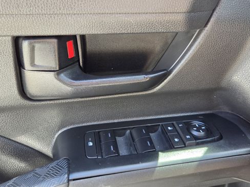 Certified 2024 Toyota Tacoma SR5 image 13