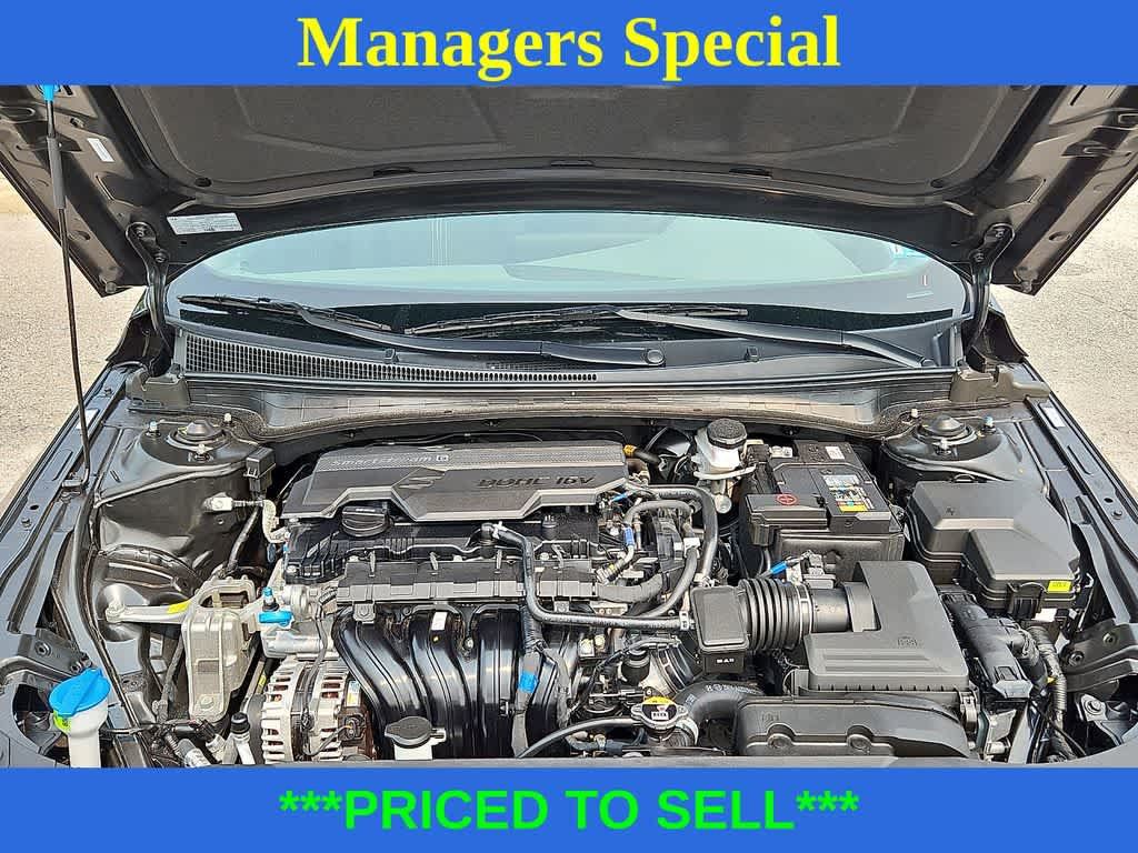 Certified 2025 Hyundai Elantra Sport w/ Cargo Package FWD image 28