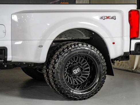 Used 2025 Ford F350 XLT AWD/4WD image 14