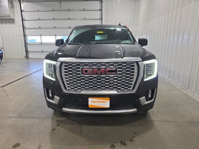 Used 2023 GMC Yukon Denali AWD/4WD image 3
