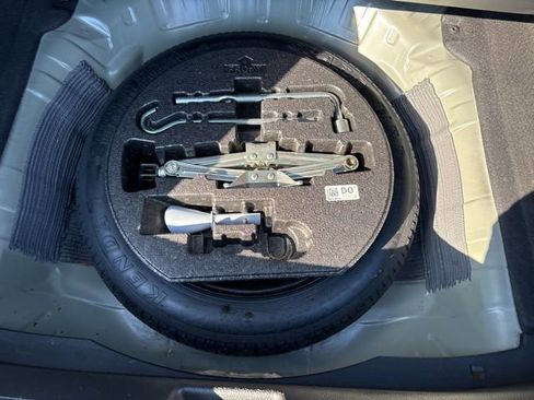 Used 2023 Honda Civic LX image 30