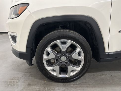 Used 2018 Jeep Compass Limited w/ Navigation Group AWD/4WD image 60