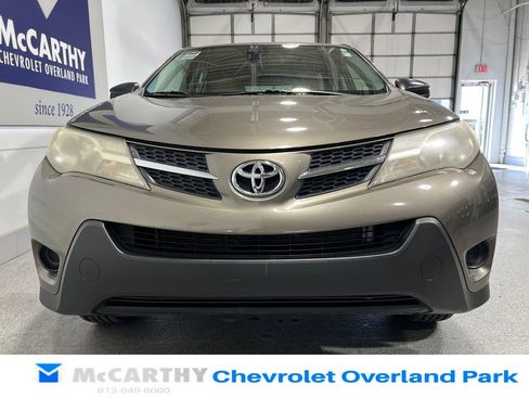 Used 2013 Toyota RAV4 LE FWD image 11
