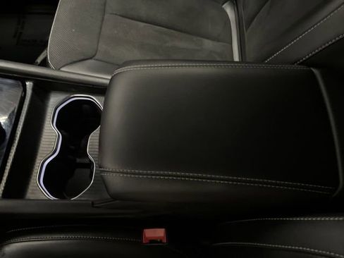 Used 2024 Jeep Grand Cherokee L Laredo image 20