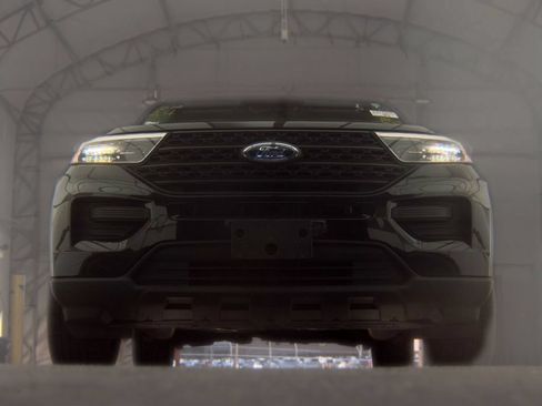 Used 2023 Ford Explorer 4WD image 7