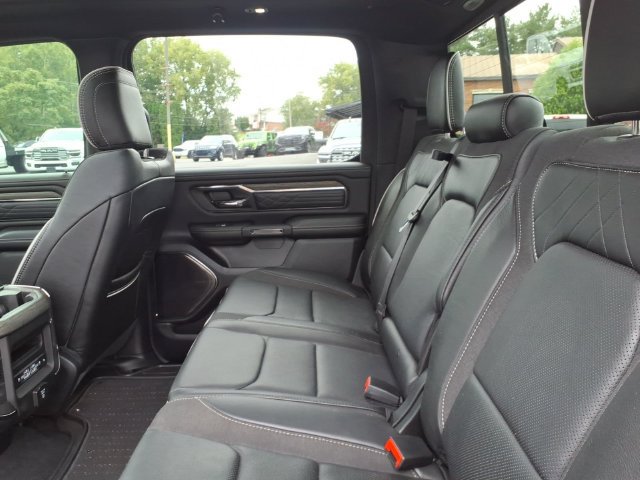 Used 2025 RAM 1500 Limited w/ Trailer Tow Group AWD/4WD image 6
