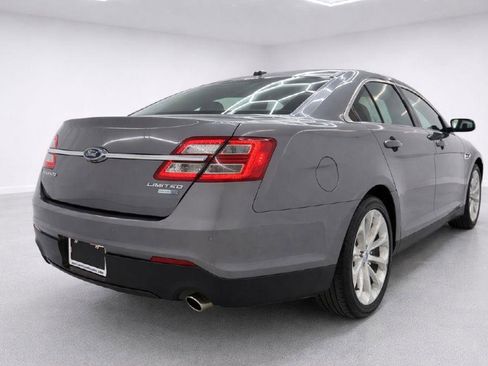 Used 2013 Ford Taurus Limited image 3