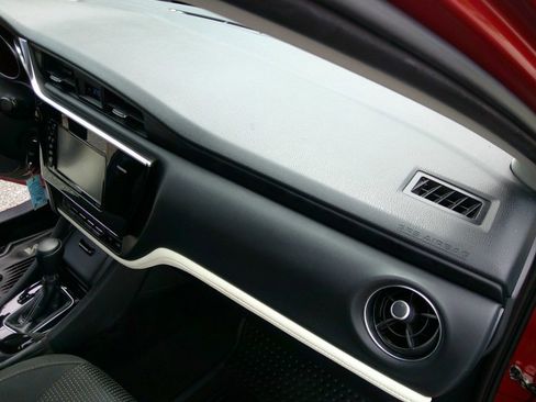Used 2018 Toyota Corolla iM w/ All-Weather Mat Package FWD image 36