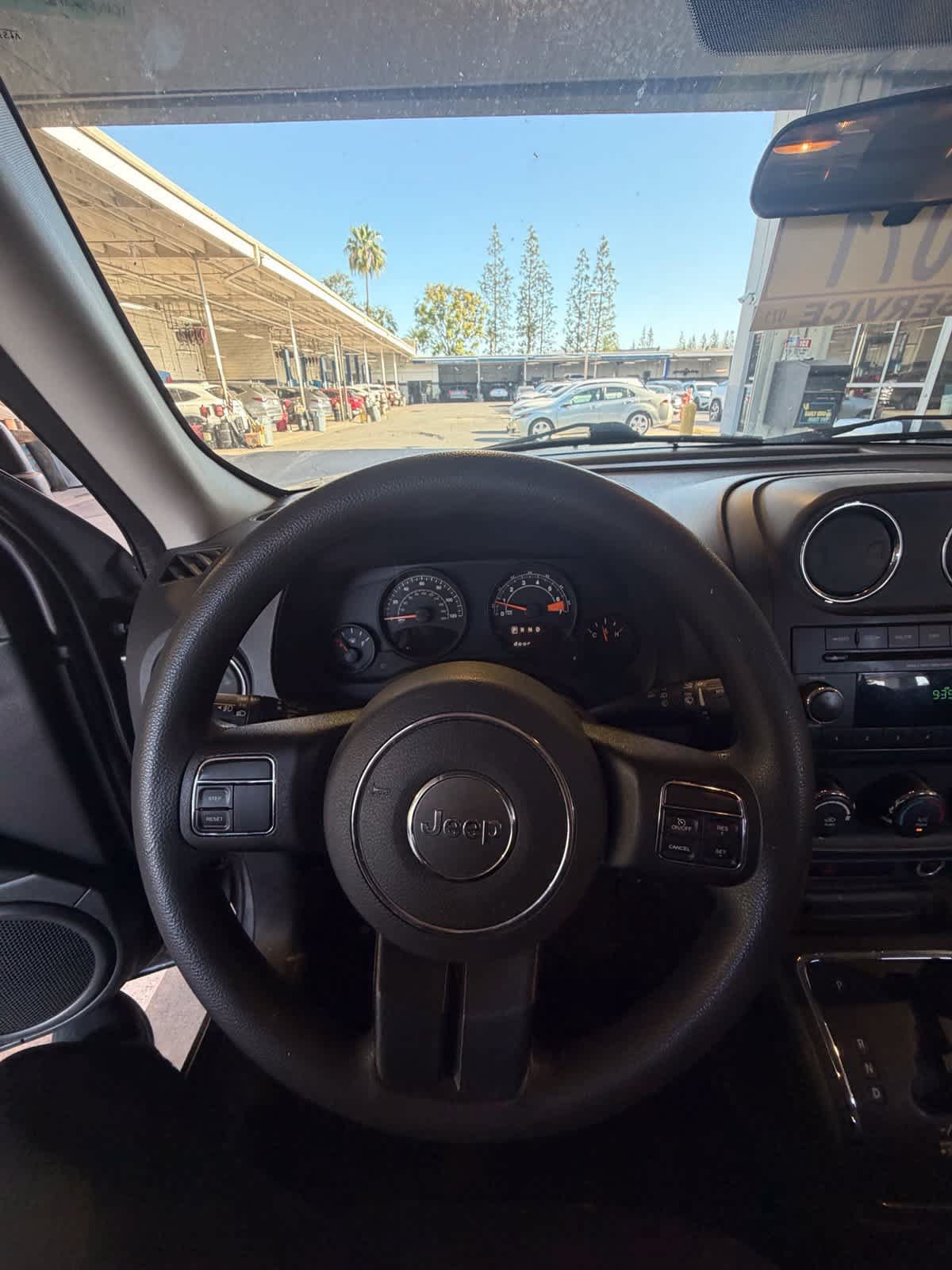 Used 2015 Jeep Patriot Sport w/ Power Value Group FWD image 24