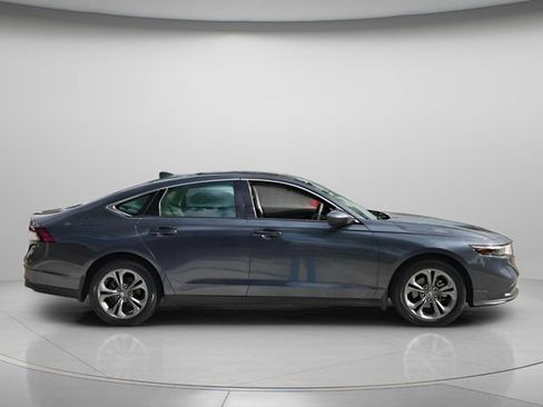 Used 2024 Honda Accord EX image 4