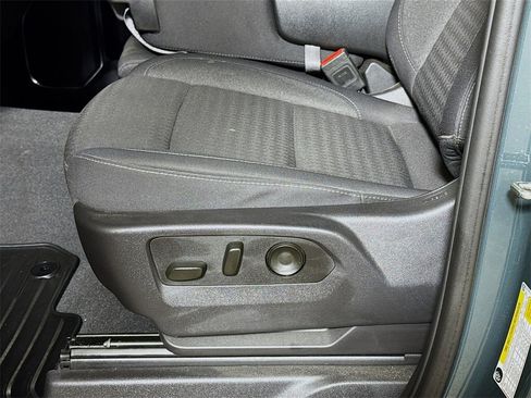 Used 2025 Chevrolet Silverado 1500 LT image 17