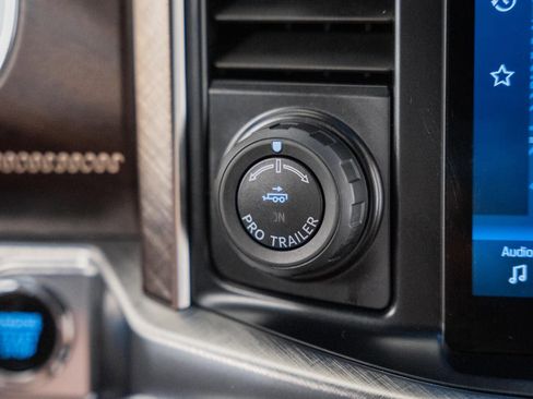 Certified 2022 Ford F150 King Ranch w/ Equipment Group 601A High image 33