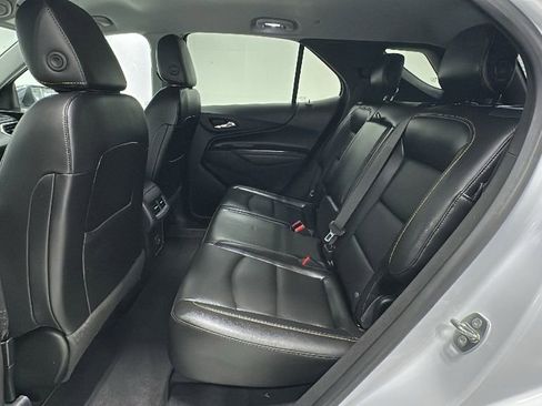 Used 2020 Chevrolet Equinox Premier image 12