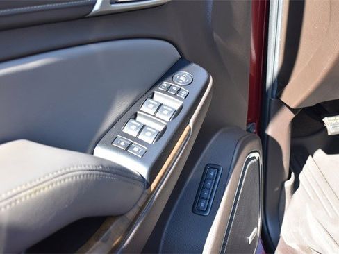 Used 2019 GMC Yukon Denali w/ Denali Ultimate Package image 25