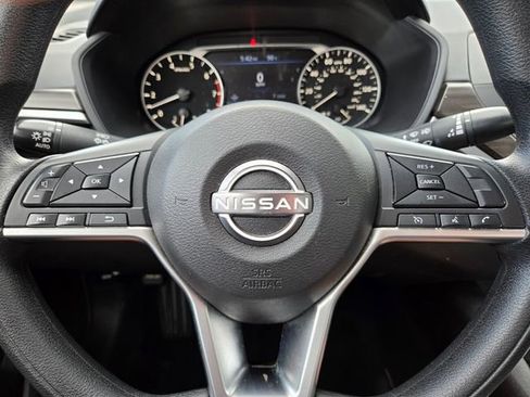 Used 2024 Nissan Altima 2.5 SV FWD image 29