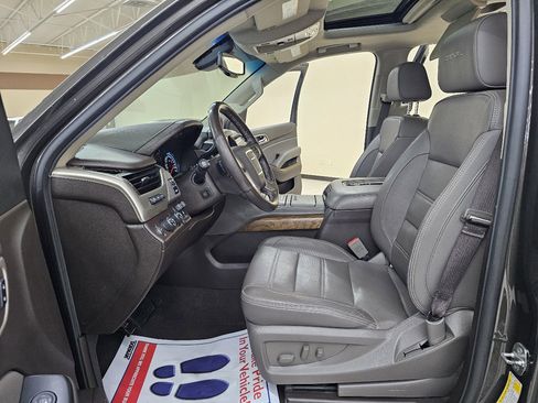 Used 2019 GMC Yukon XL Denali w/ Open Road Package image 18