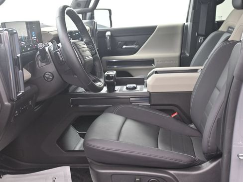Used 2026 GMC Hummer EV SUV AWD/4WD image 10