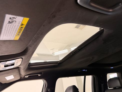 Used 2024 Hyundai Santa Fe Calligraphy image 16