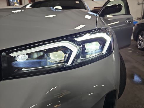 New 2026 BMW 330i Sedan w/ M Sport Package image 33