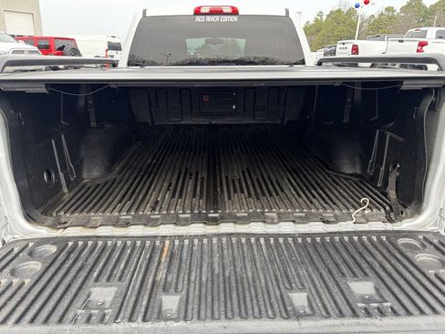 Used 2018 Chevrolet Silverado 1500 LT image 9