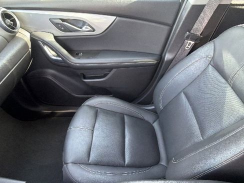 Used 2023 Chevrolet Blazer LT AWD/4WD image 12