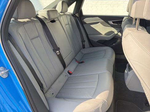 Used 2022 Audi A4 2.0T Premium Plus image 11