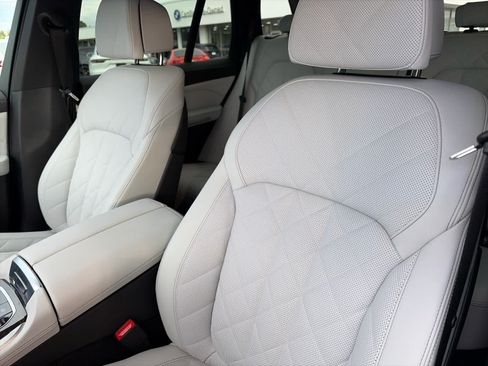 Used 2026 BMW X5 sDrive40i RWD image 8