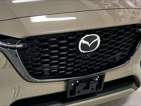 Used 2025 MAZDA CX-70 3.3 Turbo S w/ Premium Package image 31