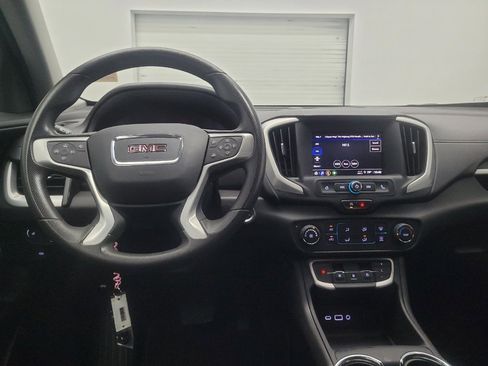Used 2024 GMC Terrain SLE AWD/4WD image 22