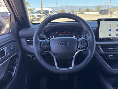 New 2026 Ford Explorer Platinum image 22