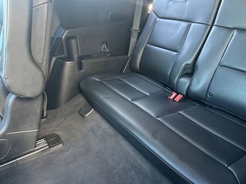 Certified 2023 Ford Explorer ST-Line w/ Class IV Trailer Tow Package image 17