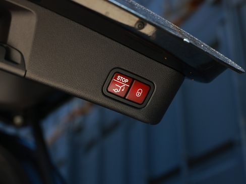 Used 2016 Mercedes-Benz GLE 63 AMG 4MATIC image 61