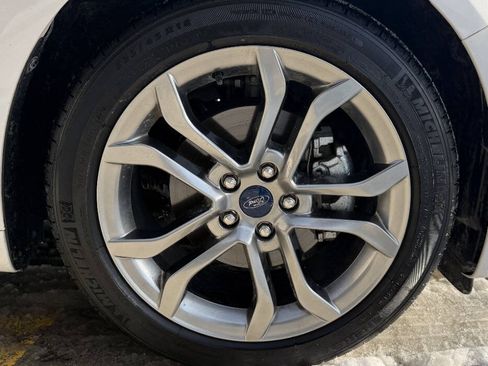 Used 2020 Ford Fusion SEL image 37