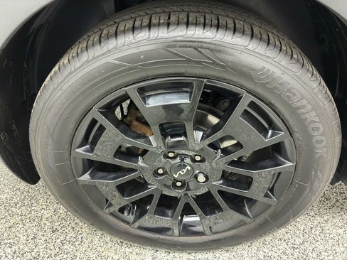 Used 2022 Kia Telluride SX image 11