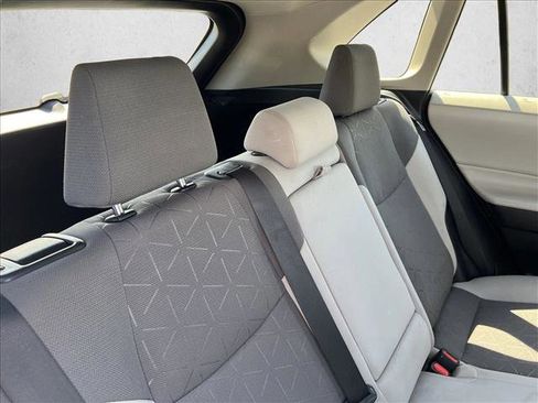 Used 2021 Toyota RAV4 XLE image 21