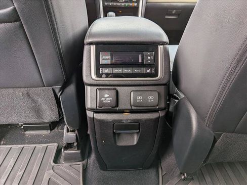 Used 2021 Subaru Ascent Touring w/ Popular Package #2A AWD/4WD image 18