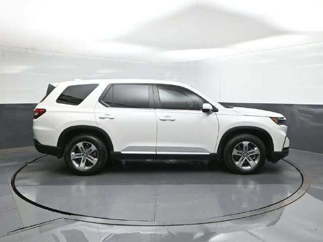 Used 2025 Honda Pilot EX-L image 15