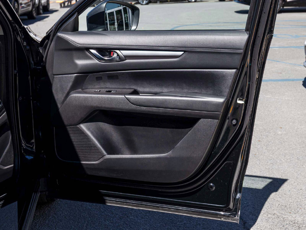 Used 2025 MAZDA CX-5 AWD 2.5 S w/ Select Package image 13