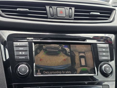Used 2020 Nissan Rogue SL AWD/4WD image 14