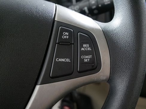 Used 2010 Hyundai Elantra GLS w/ Popular Equipment Pkg 2 image 28