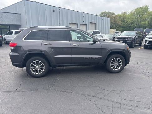 Used 2014 Jeep Grand Cherokee Limited w/ Trailer Tow Group IV AWD/4WD image 9