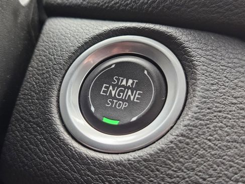 Used 2024 Cadillac XT4 Premium Luxury w/ Cold Weather Package FWD image 22