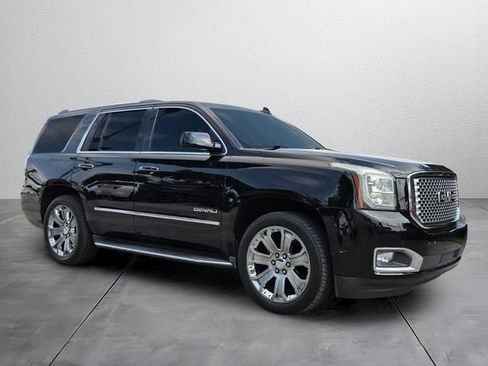 Used 2017 GMC Yukon Denali w/ Open Road Package RWD image 6