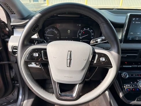 Used 2022 Lincoln Corsair AWD w/ Equipment Group 101A image 13