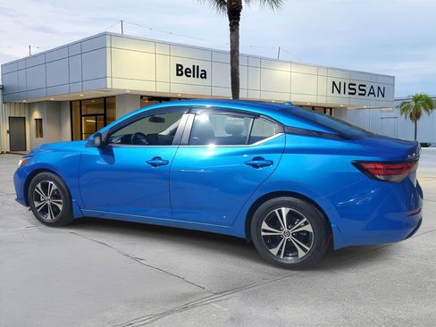 Used 2023 Nissan Sentra SV w/ All-Weather Package FWD image 4