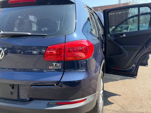 Used 2016 Volkswagen Tiguan S image 45