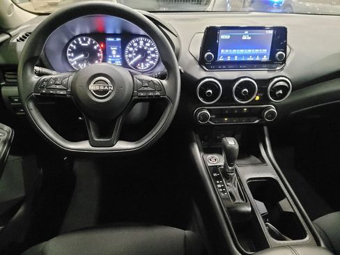 Used 2024 Nissan Sentra S FWD image 22