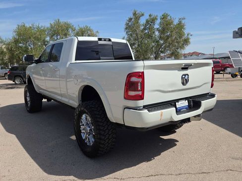 Used 2022 RAM 2500 Laramie AWD/4WD image 6