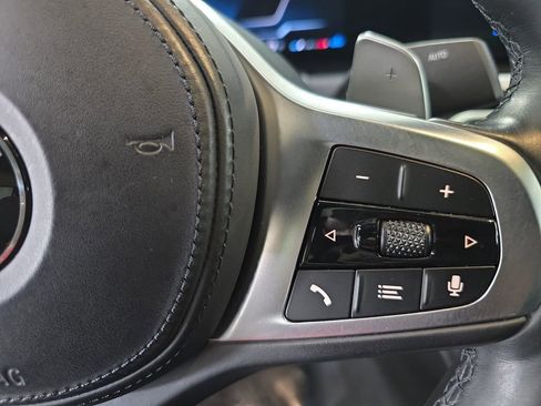 Used 2023 BMW 330i Sedan w/ M Sport Package image 18